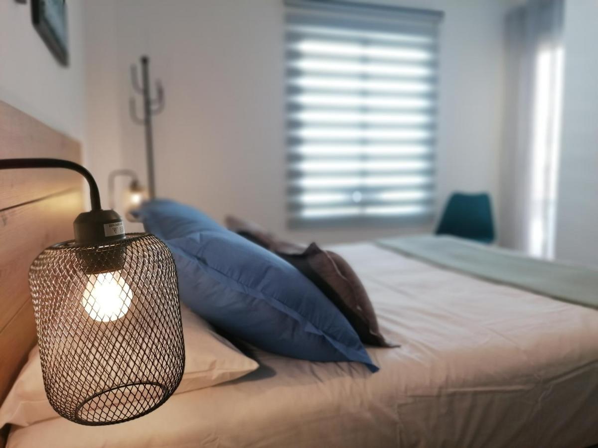 Relax & Home, Con Terraza Y Parking Apartment La Zubia (Granada)