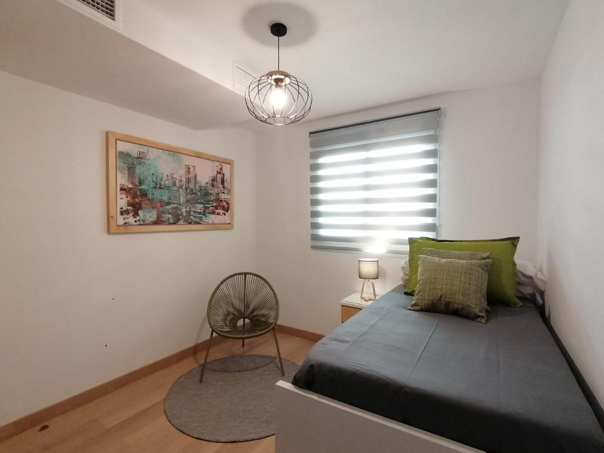 Relax & Home, Con Terraza Y Parking * La Zubia (Granada)