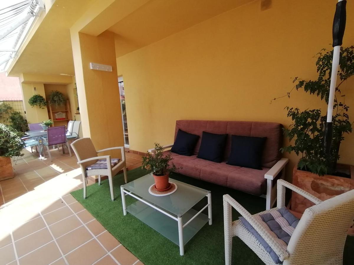 Relax & Home, Con Terraza Y Parking La Zubia (Granada)