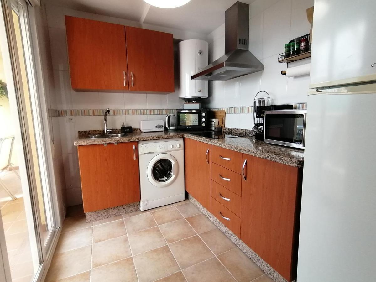 Relax & Home, Con Terraza Y Parking Apartment La Zubia (Granada)